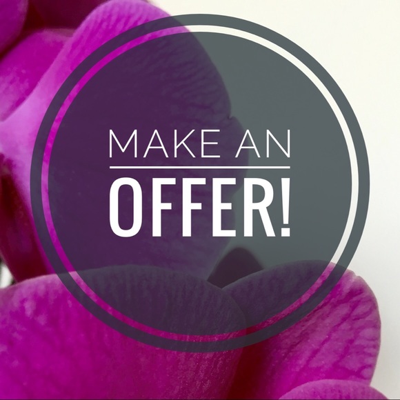 Meet your Posher, Erin - Picture 3 of 4